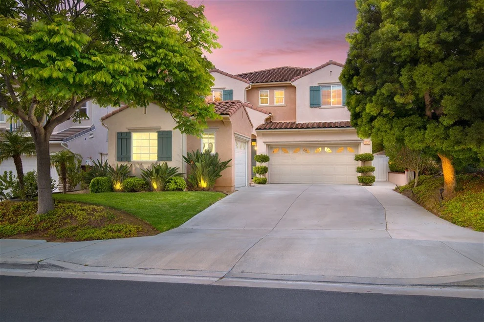 Unit for sale at 10925 Corte Mejillones, San Diego, CA 92130