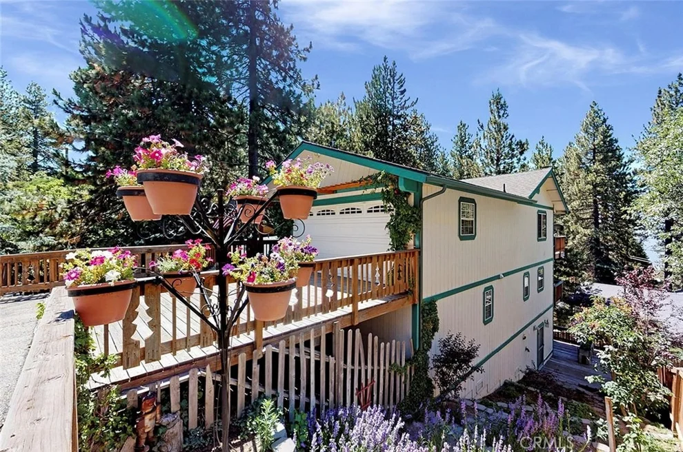 Unit for sale at 31035 Valley Oak Drive, Running Springs, CA 92382