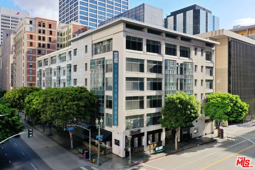 Unit for sale at 630 W 6th Street, Los Angeles, CA 90017