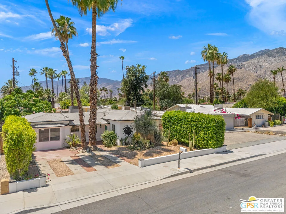 Unit for sale at 1345 E Camino Primrose, Palm Springs, CA 92264