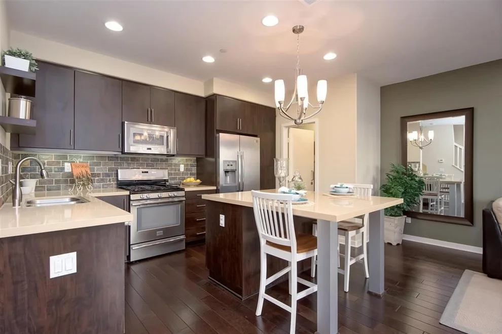 Unit for sale at 2152 Cosmo, San Marcos, CA 92078