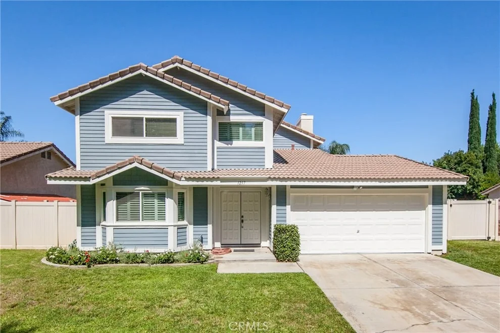 Unit for sale at 1217 Country Place, Redlands, CA 92374