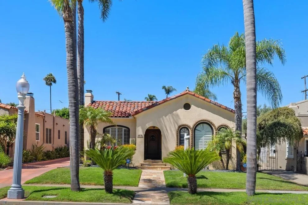 Unit for sale at 4874 Edgeware Road, San Diego, CA 92116
