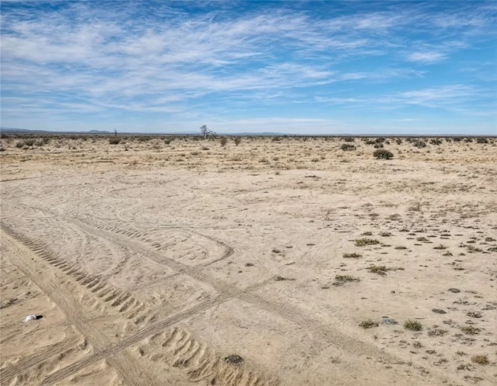 Unit for sale at 777 Topaz Road, Adelanto, CA 92301