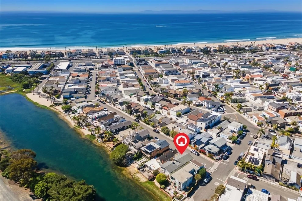 Unit for sale at 354 62nd Street, Newport Beach, CA 92663