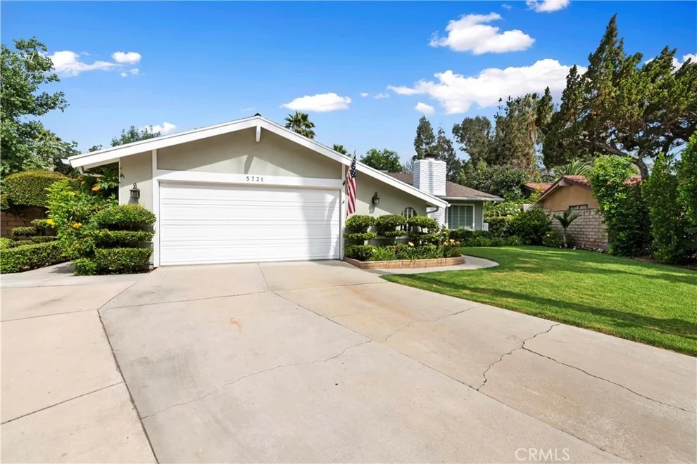 Unit for sale at 5721 Via Dos Caminos, Riverside, CA 92504