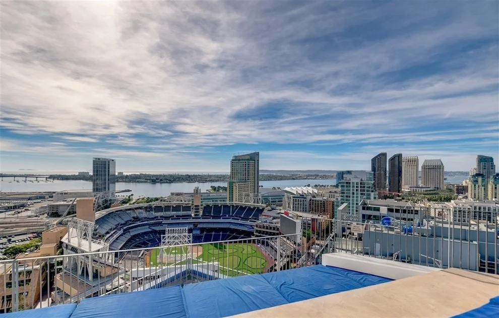 Unit for sale at 321 10th Ave, San Diego, CA 92101