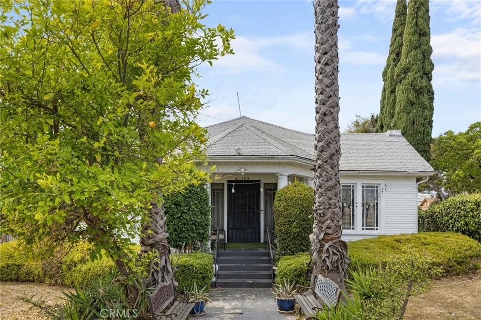 Unit for sale at 1185 Edgemont, Los Angeles, CA 90026