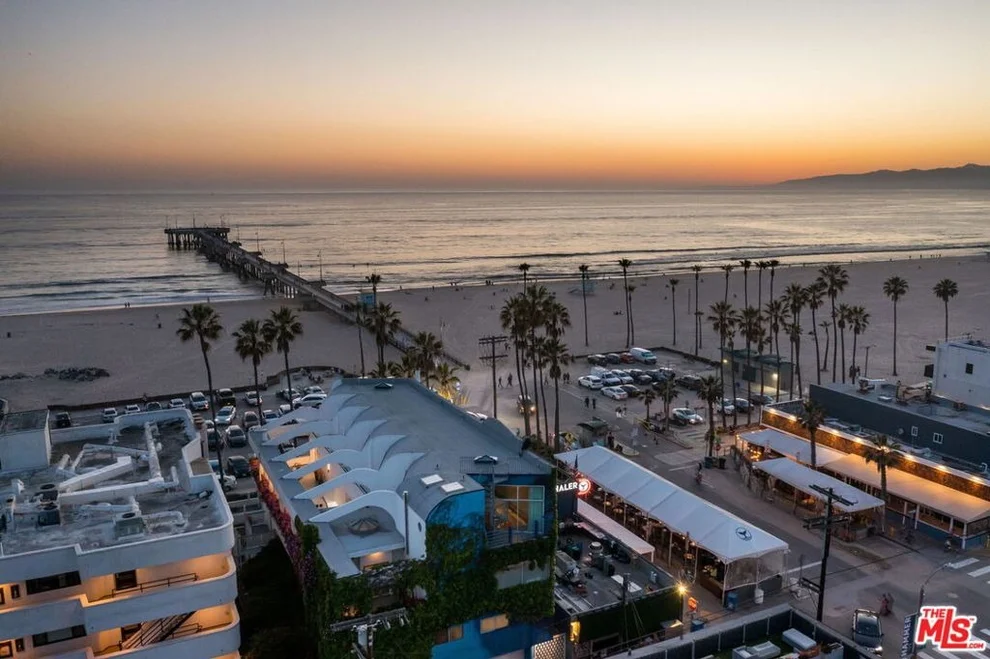 Unit for sale at 3111 Ocean Front Walk, Los Angeles, CA 90292