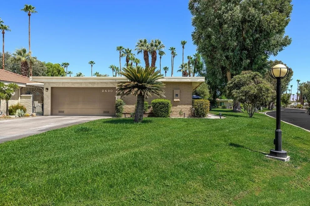 Unit for sale at 2490 Oakcrest Drive, Palm Springs, CA 92264