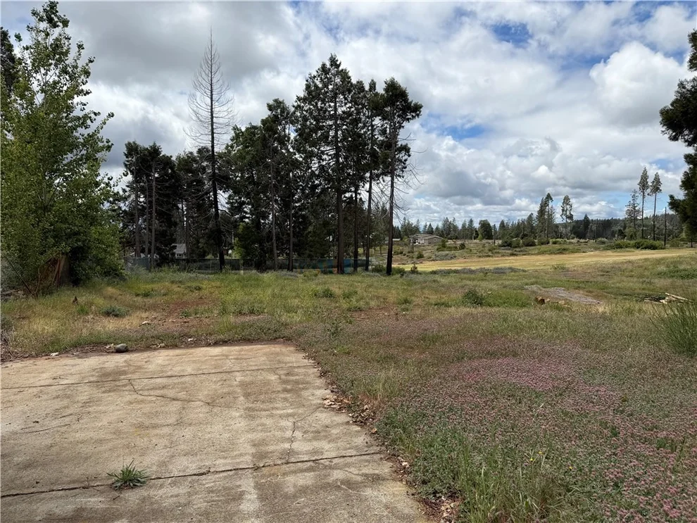 Unit for sale at 13667 Endicot, Magalia, CA 95954
