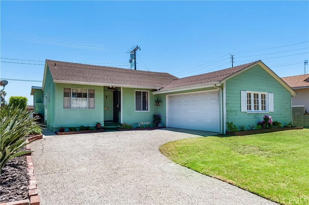 Unit for sale at 3948 W 149th Street, Hawthorne, CA 90250
