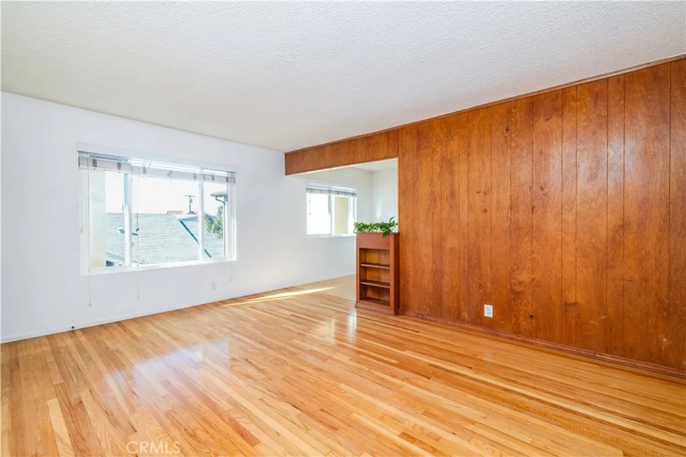 Unit for sale at 2135 E Florida Street, Long Beach, CA 90814