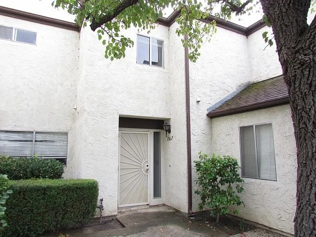 Unit for sale at 23667 Country Villa Rd, Ramona, CA 92065