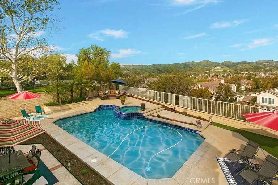 Unit for sale at 13 Heatherwood, Coto de Caza, CA 92679
