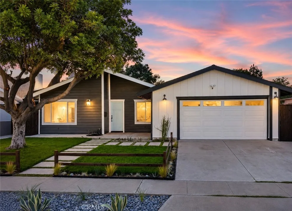 Unit for sale at 2818 N Lowell, Santa Ana, CA 92706