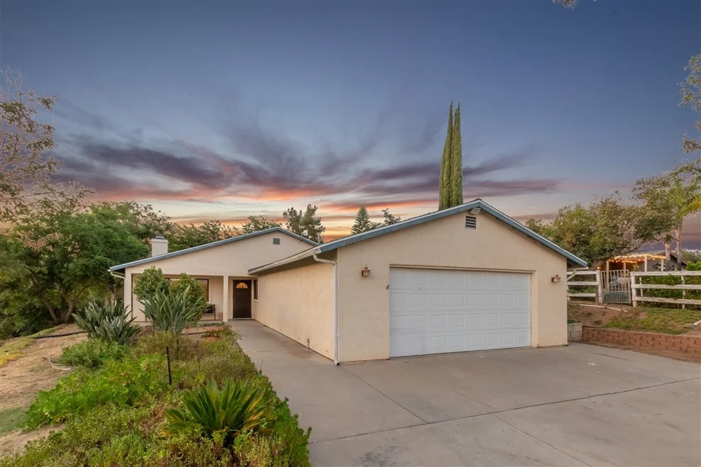 Unit for sale at 13826 Shady Creek Rd, Valley Center, CA 92082