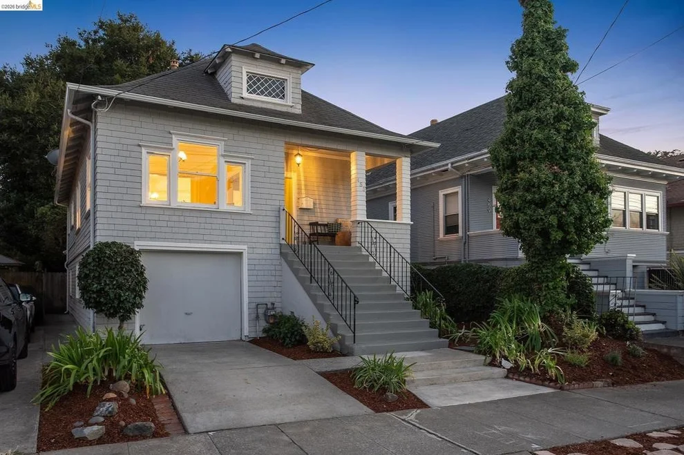 Unit for sale at 455 36Th St, Oakland, CA 94609