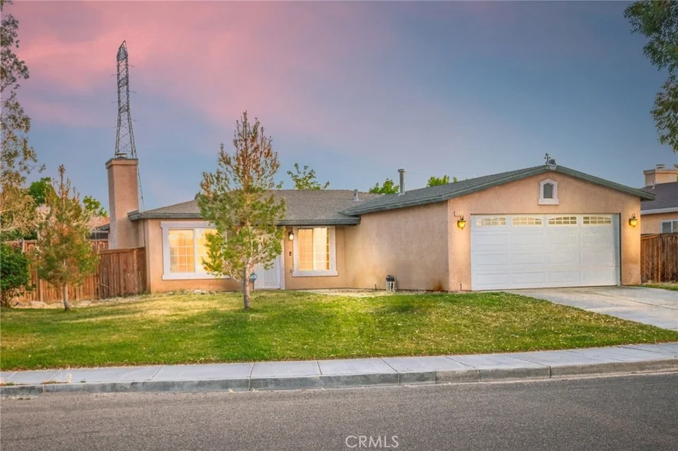 Unit for sale at 10611 Plainfield, Adelanto, CA 92301