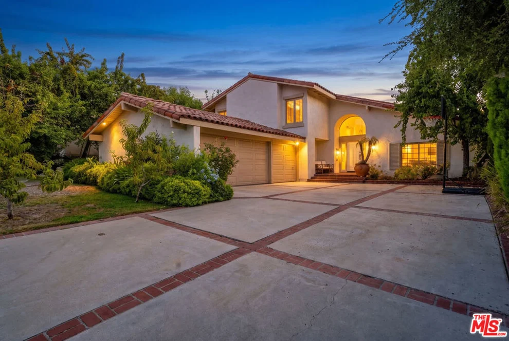Unit for sale at 4441 Park Alisal, Calabasas, CA 91302
