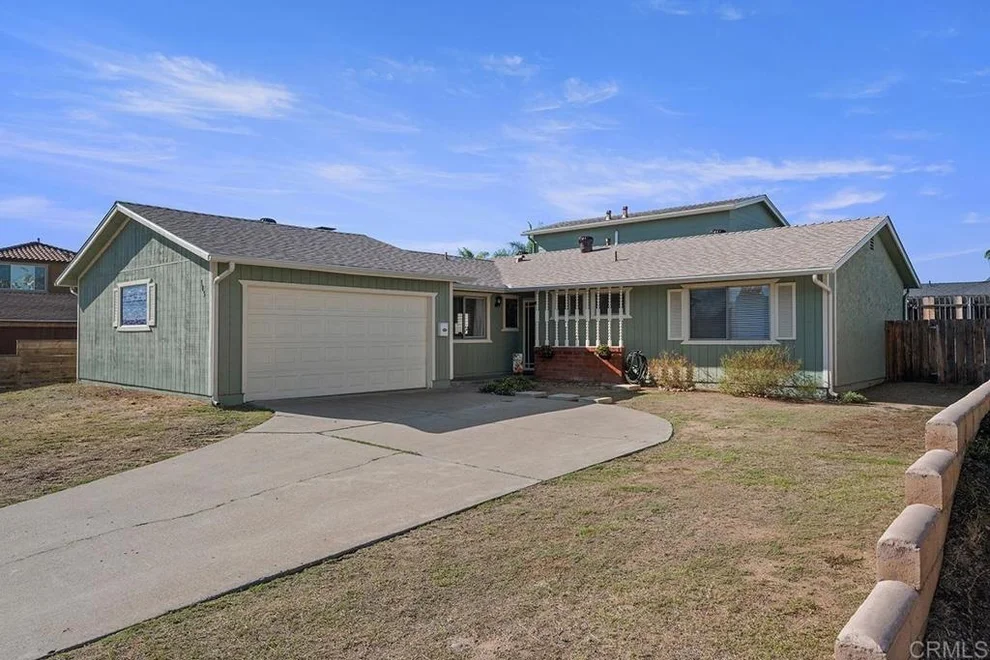 Unit for sale at 305 E Oxford Street, Chula Vista, CA 91911