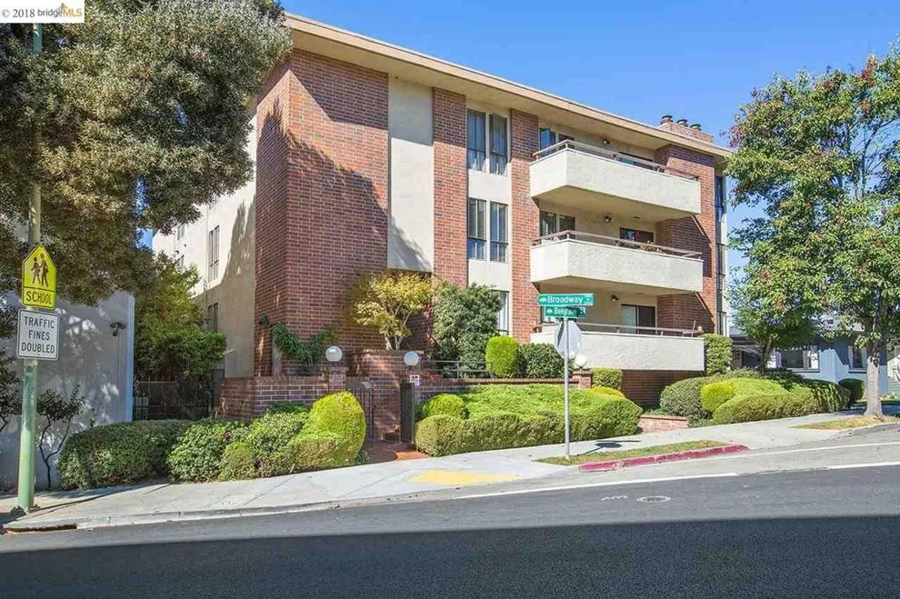 Unit for sale at 5351 Belgrave Place, Oakland, CA 94618-1700