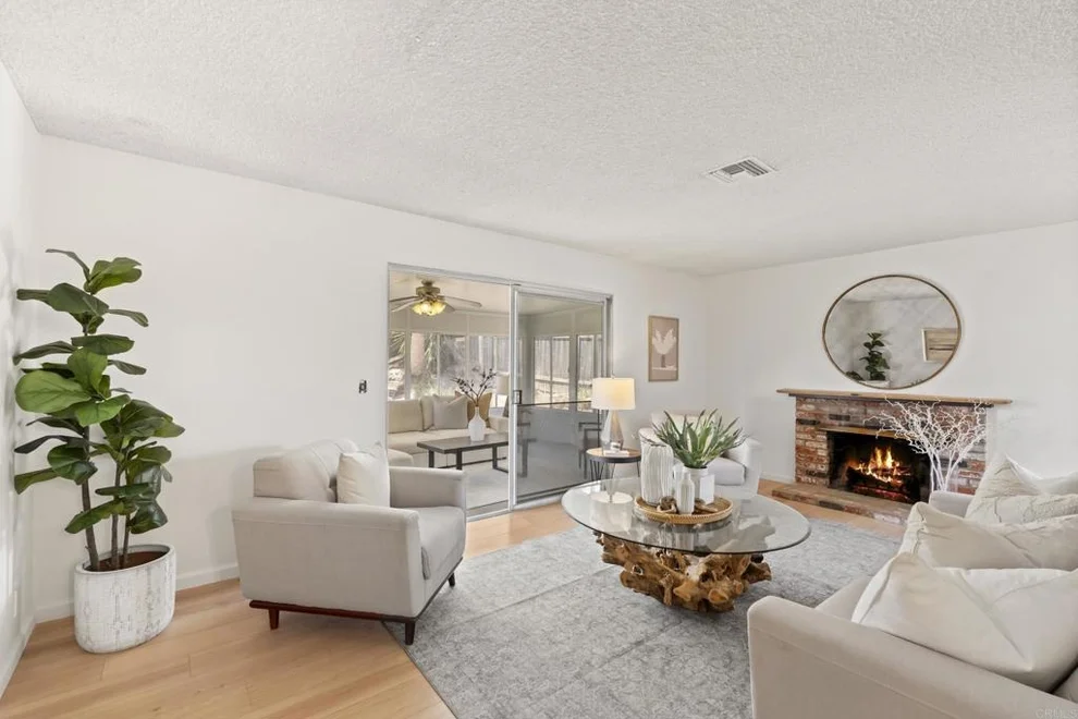 Unit for sale at 3133 Morningside Dr, Oceanside, CA 92056