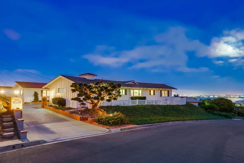 Unit for sale at 3516 Hugo St, San Diego, CA 92106
