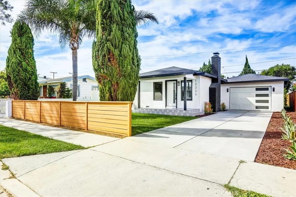 Unit for sale at 12239 Brittain, Hawaiian Gardens, CA 90716