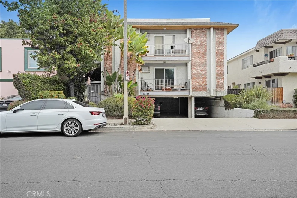 Unit for sale at 12735 Caswell, Los Angeles, CA 90066