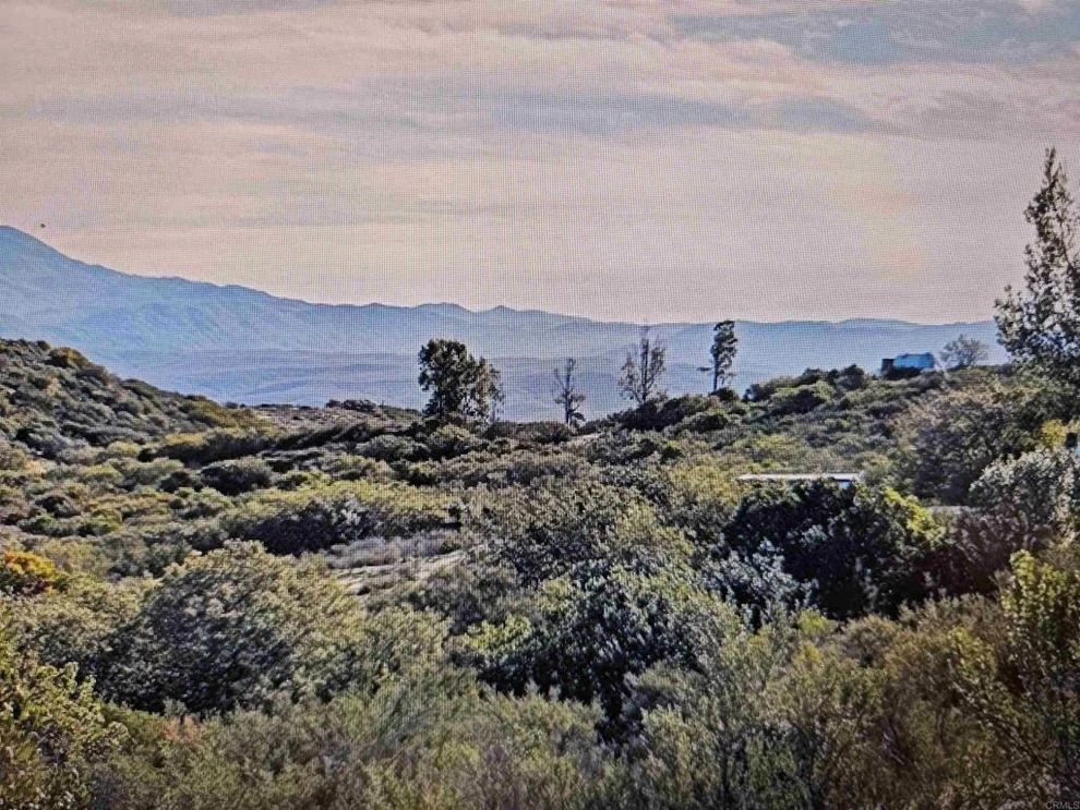 Unit for sale at Lone Oak Trail, Ramona, CA 92065