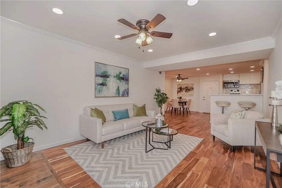 Unit for sale at 2599 Walnut Avenue, Signal Hill, CA 90755