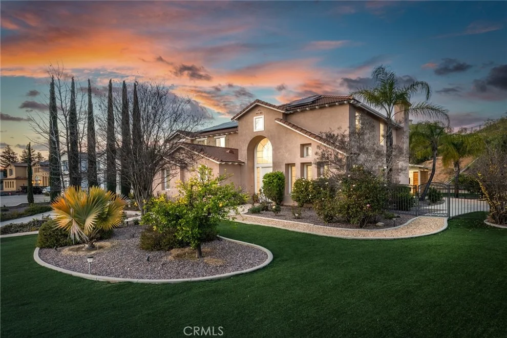 Unit for sale at 952 Creek View, Redlands, CA 92373