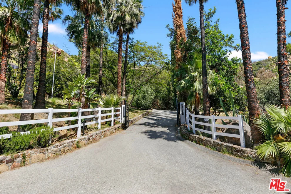 Unit for sale at 260 Loma Metisse Road, Malibu, CA 90265