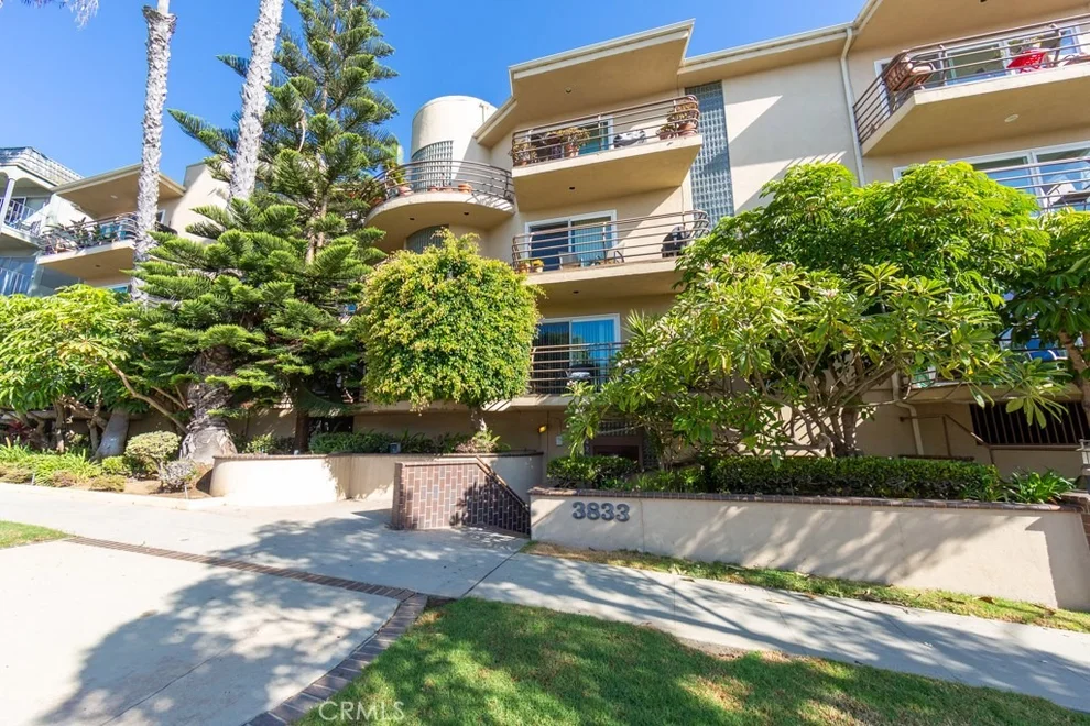 Unit for sale at 3833 E 2nd Street, Long Beach, CA 90803