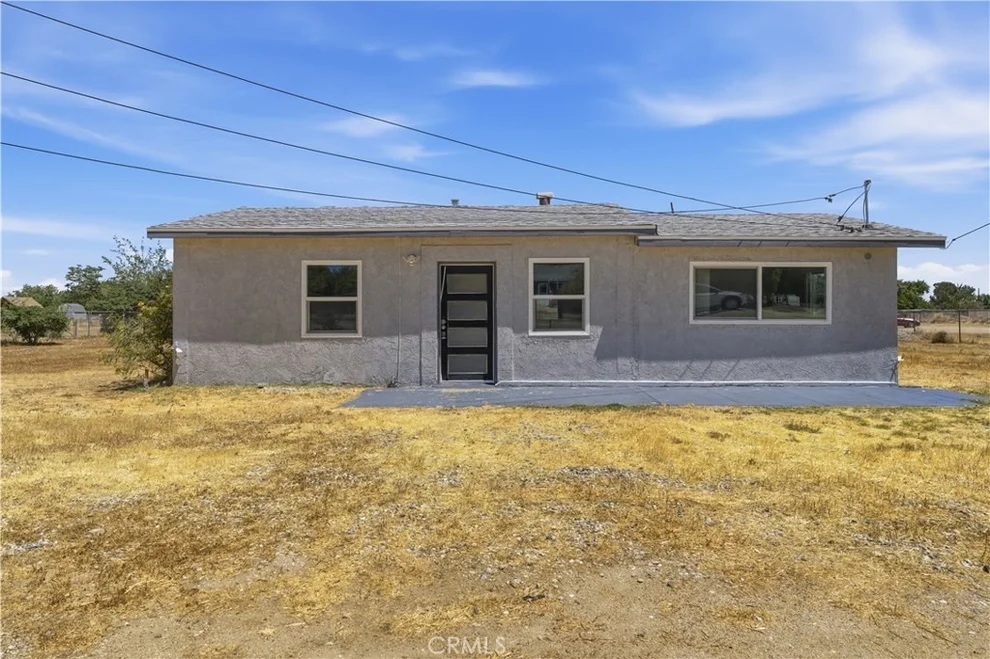 Unit for sale at 10505 E Ave S6, Littlerock, CA 93543