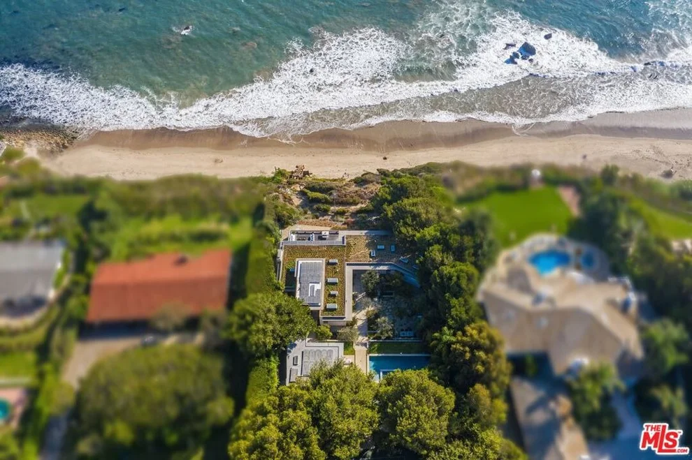 Unit for sale at 32554 Pacific Coast Highway, Malibu, CA 90265