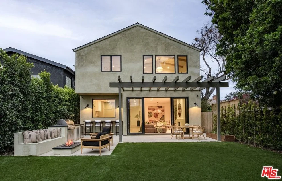Unit for sale at 1016 Palms Boulevard, Venice, CA 90291