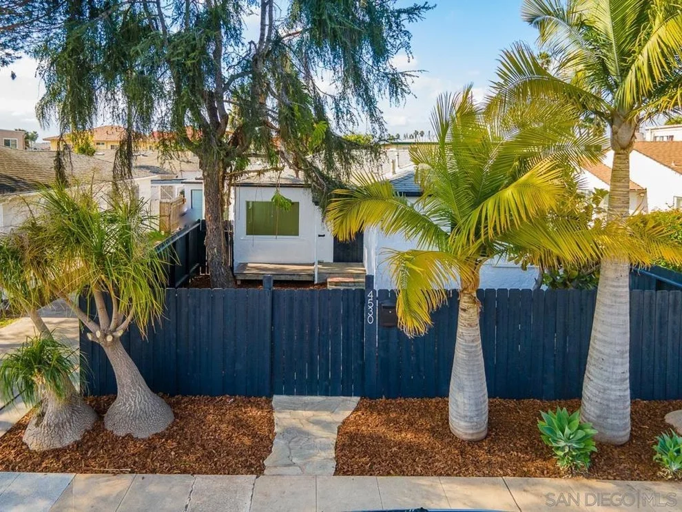 Unit for sale at 4526 30 52nd St, San Diego, CA 92115