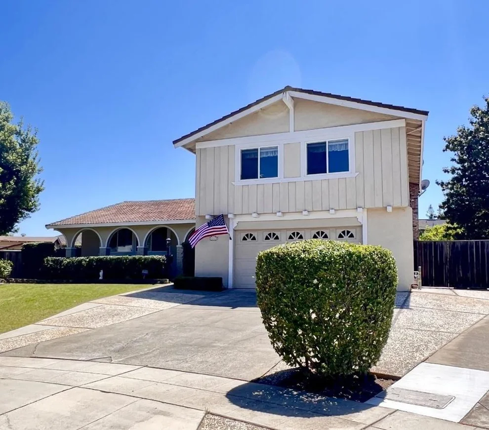 Unit for sale at 6669 Pebblewood Court, San Jose, CA 95120