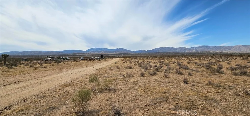 Unit for sale at 0 180th Street E, Palmdale, CA 93591