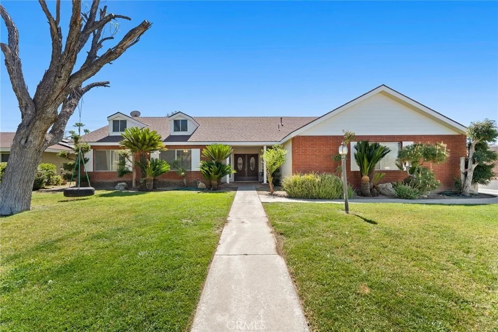 Unit for sale at 41691 Erin, Hemet, CA 92544