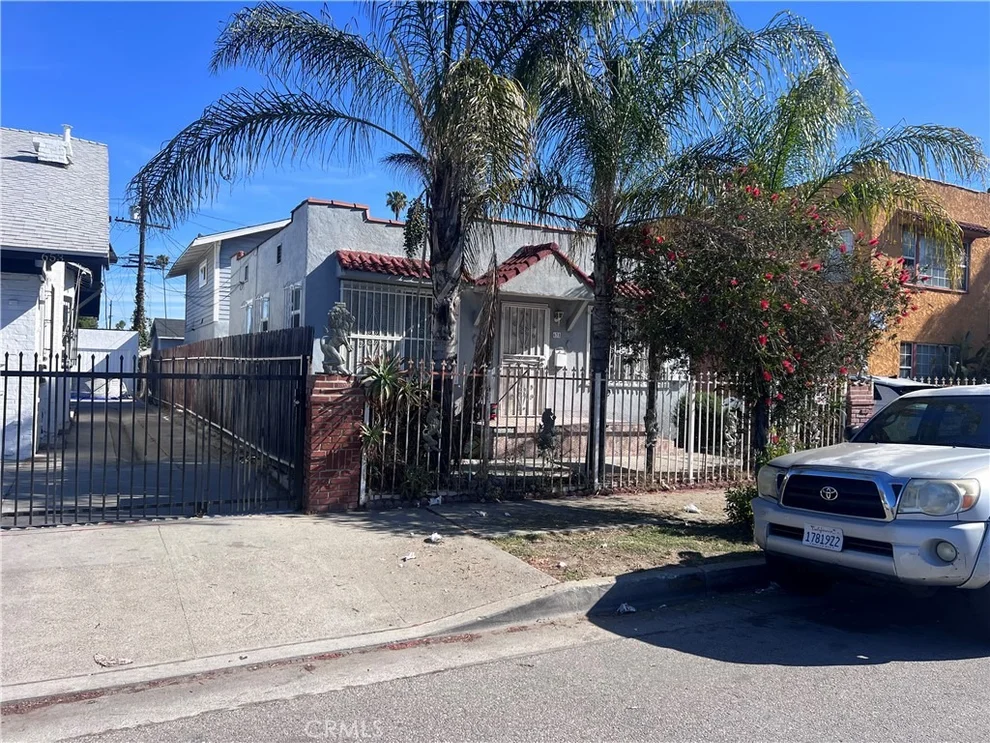 Unit for sale at 629 w GAGE Avenue, Los Angeles, CA 90044