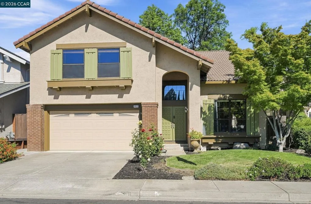 Unit for sale at 5017 Murchio Dr, Concord, CA 94521