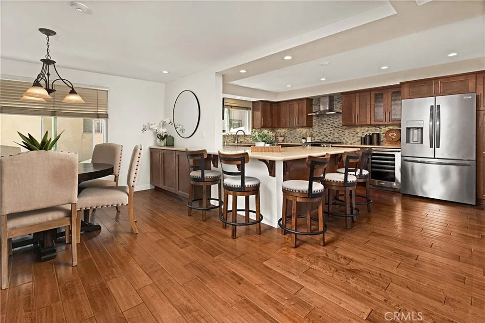 Unit for sale at 2517 Gates Avenue, Redondo Beach, CA 90278