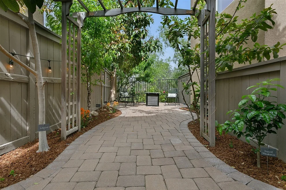 Unit for sale at 2673 Villas Way, San Diego, CA 92108