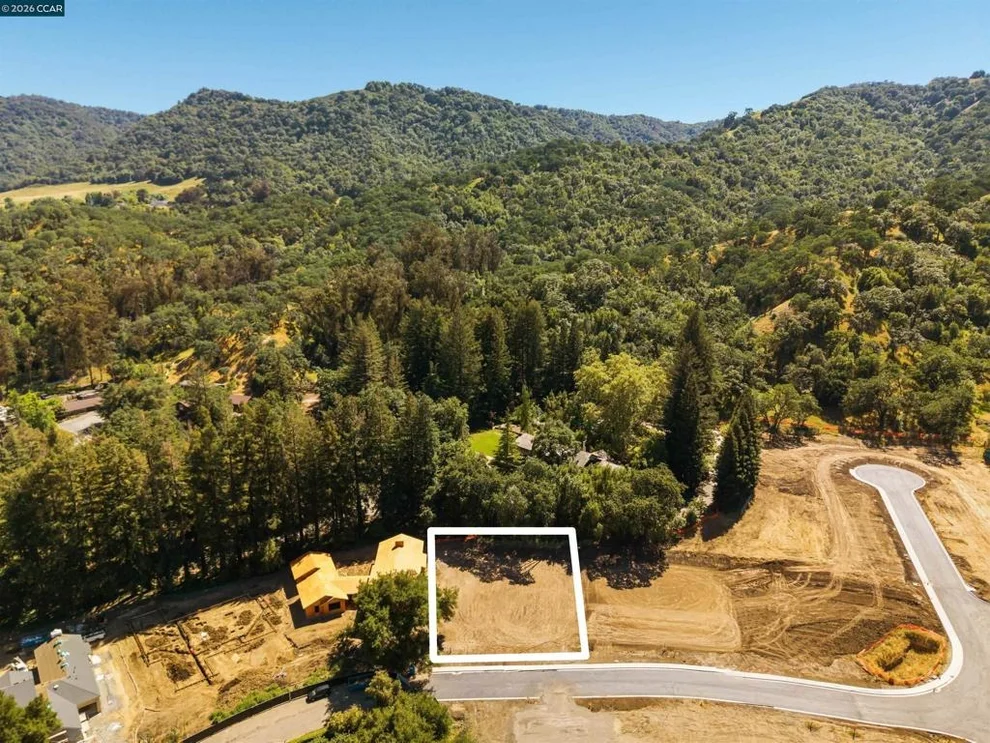 Unit for sale at 71 Dot Drive, Alamo, CA 94507