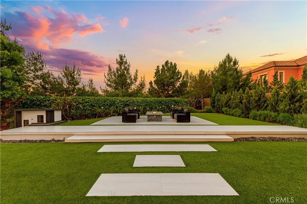 Unit for sale at 121 Oceano, Irvine, CA 92602