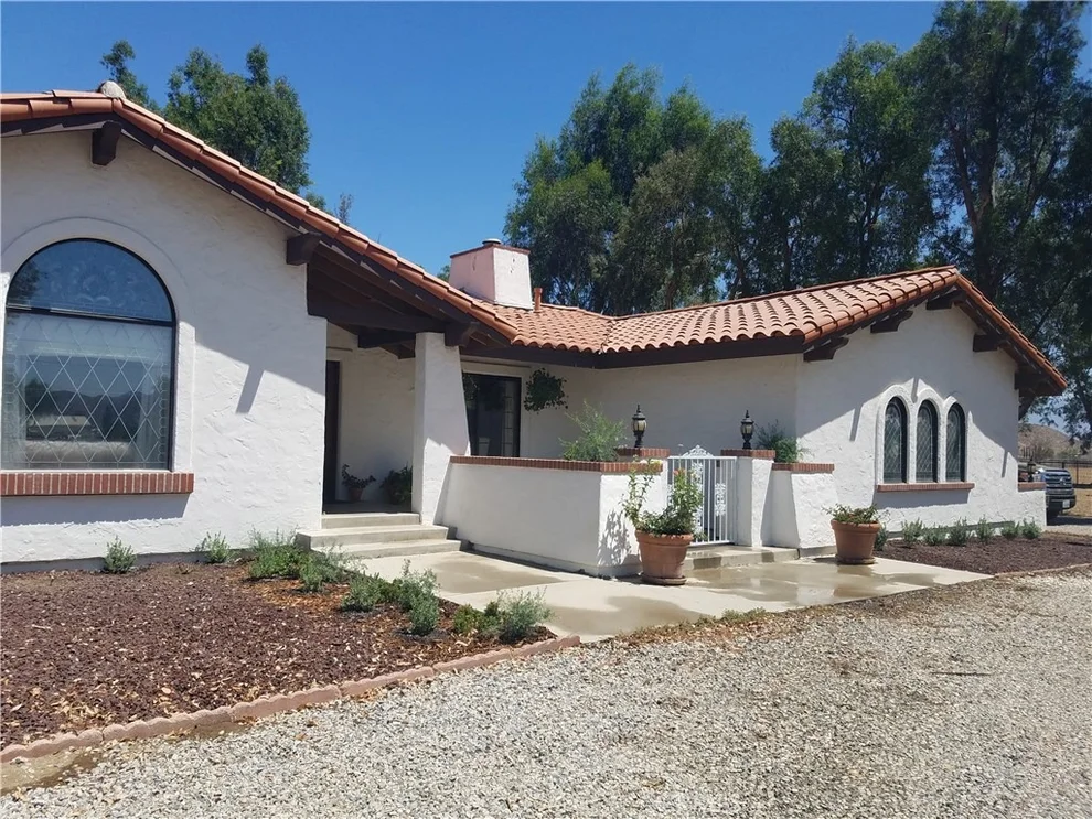 Unit for sale at 33810 Milan Road, Winchester, CA 92596