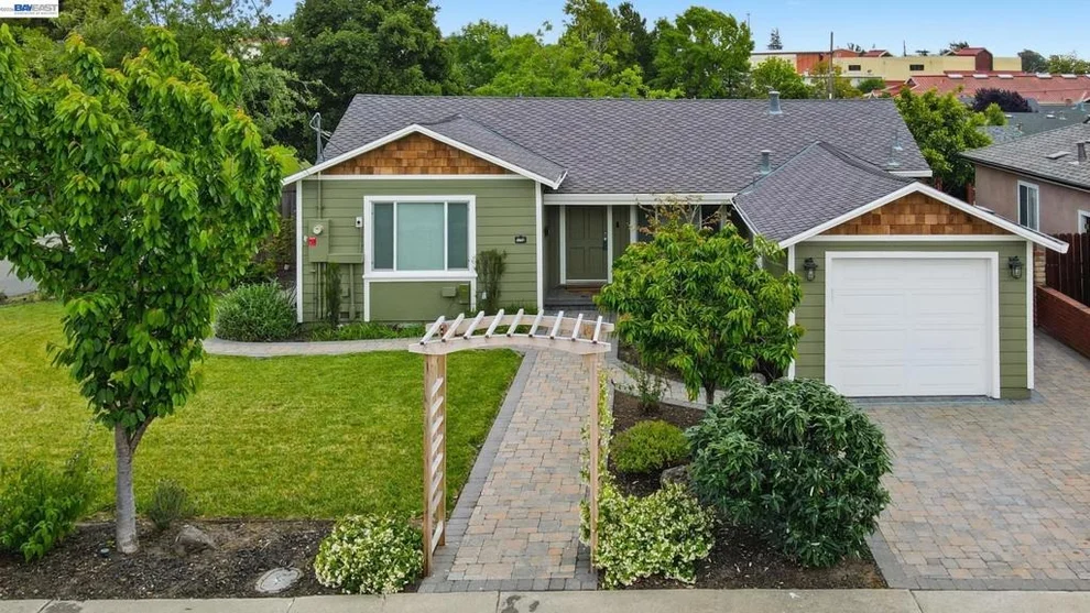 Unit for sale at 2651 Ione Ave, Castro Valley, CA 94546